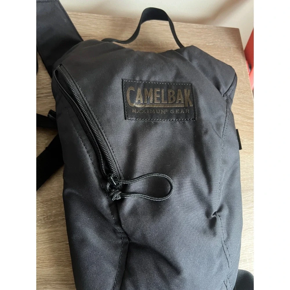 Camelbak‎ Hydration Backpack Only Classic Black Gorpcore Travel Hiking Camping